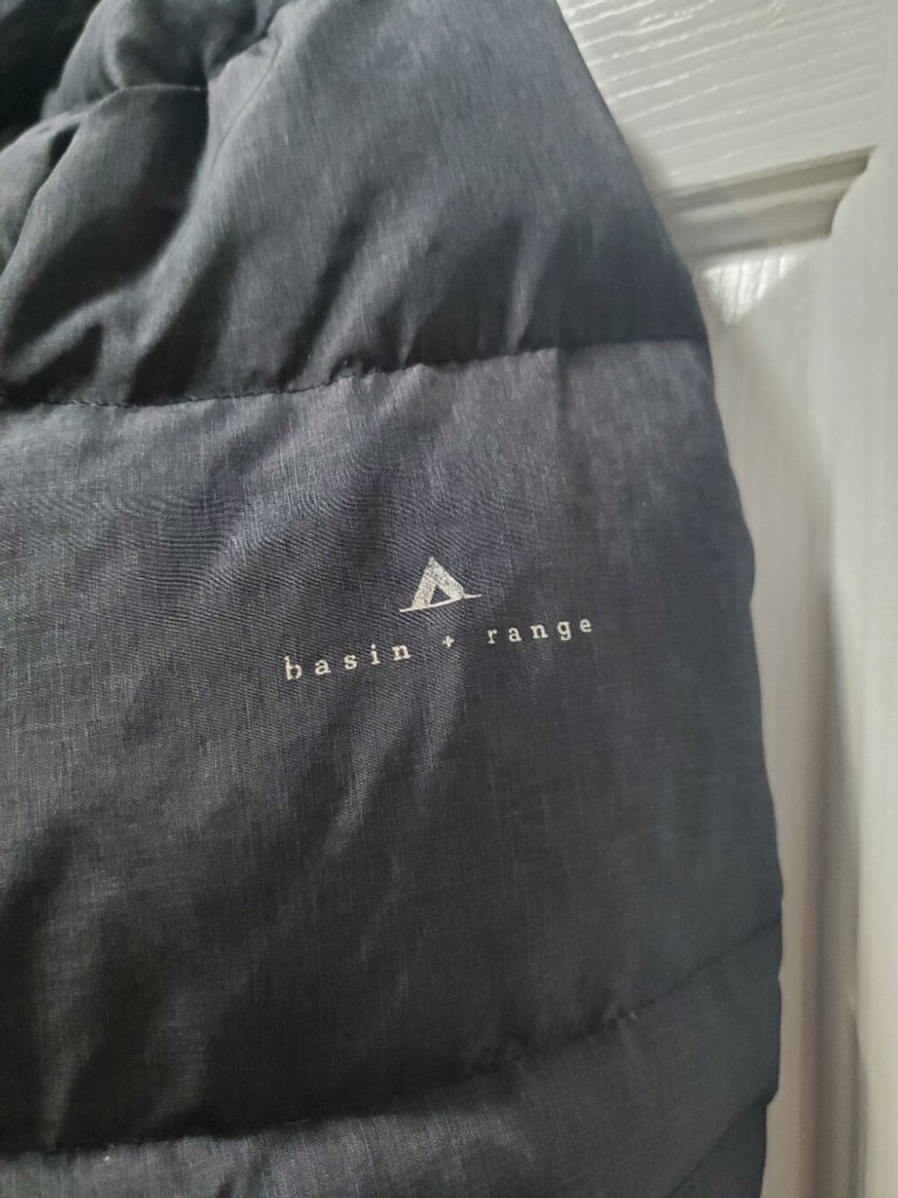 Basin + Range Evergreen Quilted Coat | Small - Picture 7 of 8